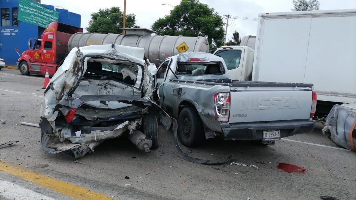 Meksika da freni patlayan kamyonet dehşet saçtı: 19 ölü