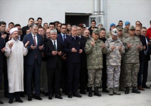 Şehitler memleketlerine uğurlandı