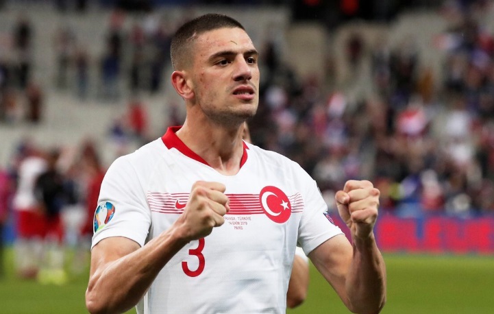 Milli futbolcu Merih Demiral dan kötü haber!