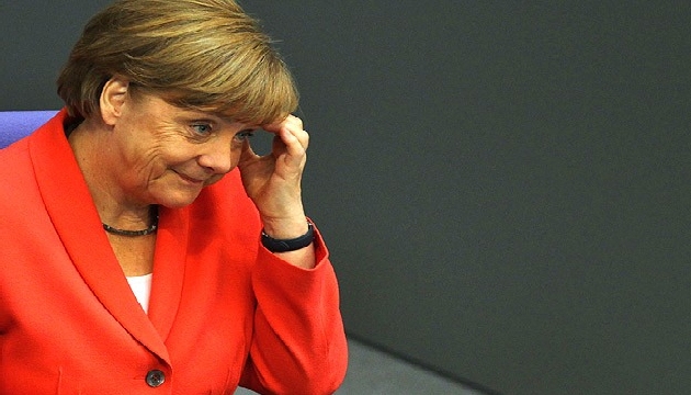 Merkel den Fransa ya yardım sözü