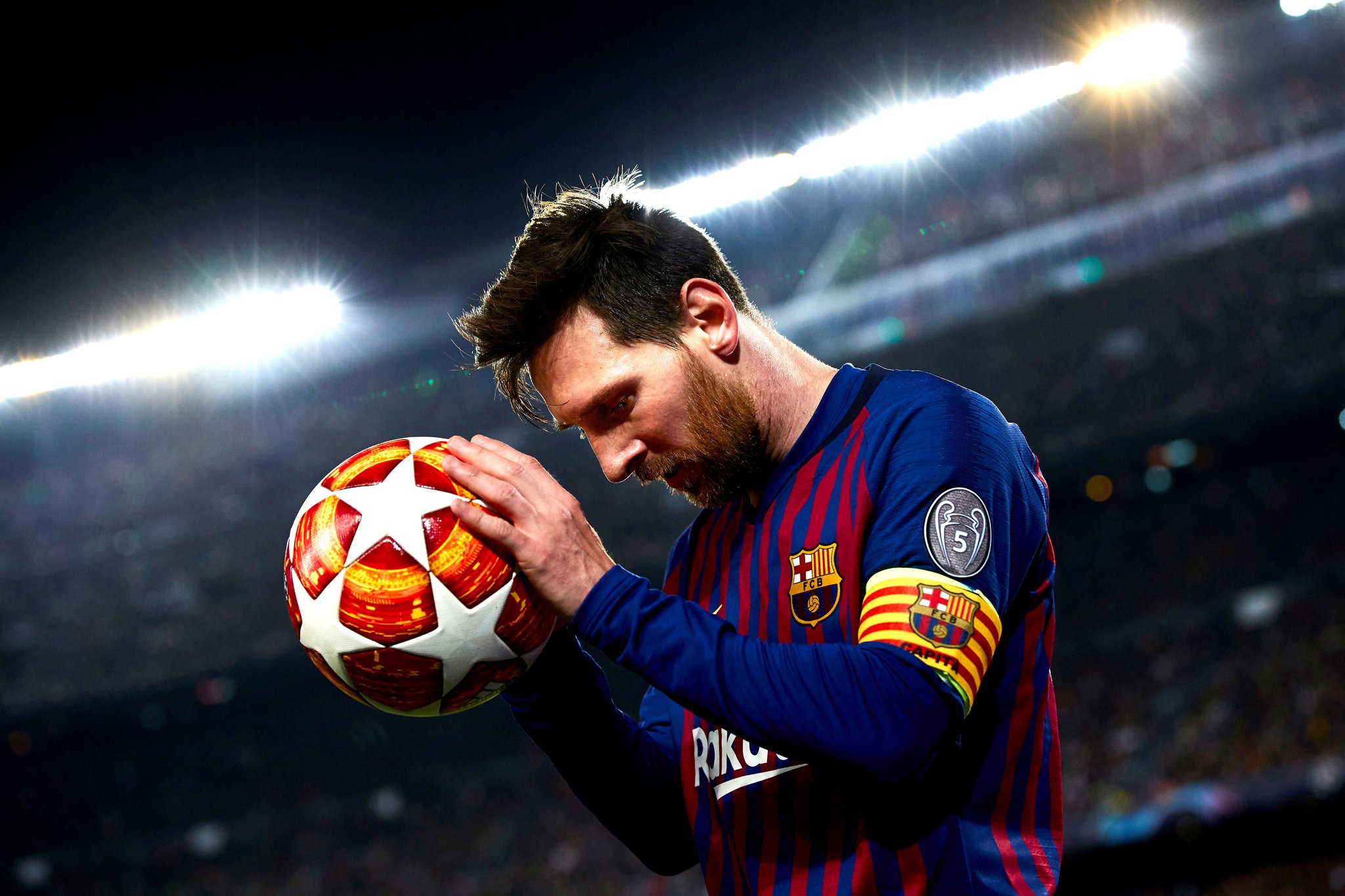 Messi yeni rekorun peşinde