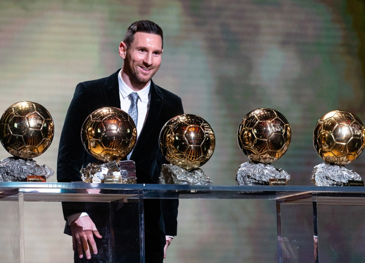 Lionel Messi 7. kez Ballon d or ödülünün sahibi oldu