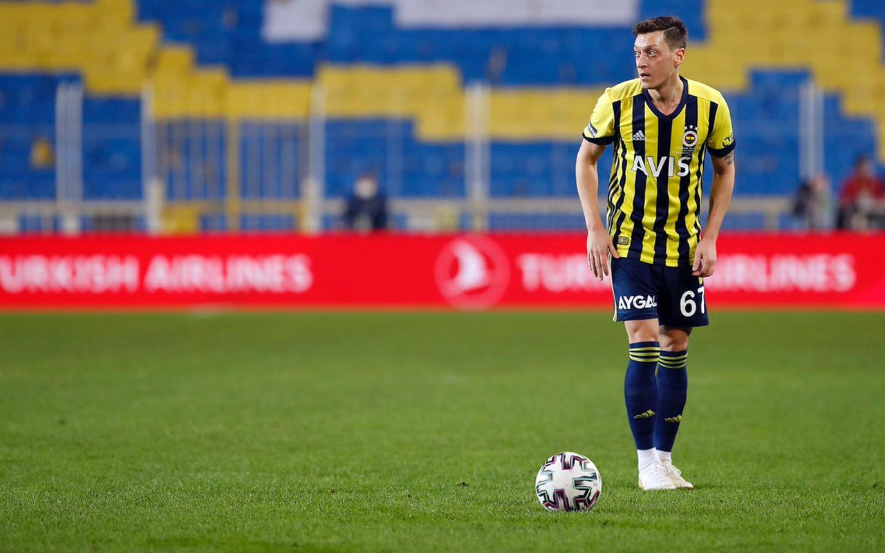 Fenerbahçe de Mesut Özil gerçeği ortaya çıktı