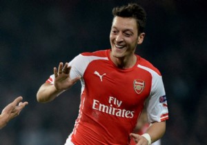 Bayern Münih 30 milyon sterlin ile Mesut Özil i Kadrosuna alıyor!