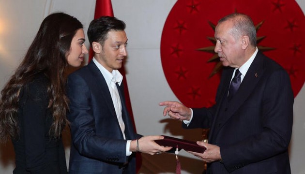 AK Parti'den Mesut Özil hamlesi! İstanbul listeleri...