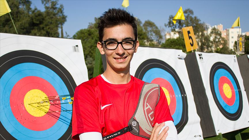Mete Gazoz dan dünya ve Avrupa rekoru