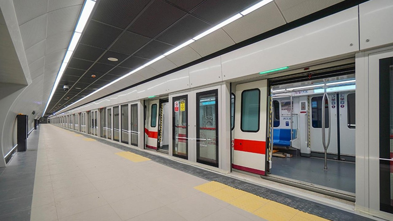 Kapalı metro durakları açıldı