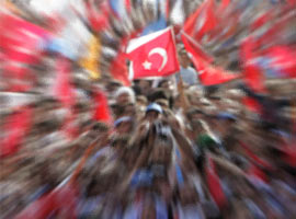 MEYDANLAR YENİ YENİ ISINIYOR