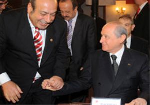 DTP liler Kurt İşareti Yaptı
