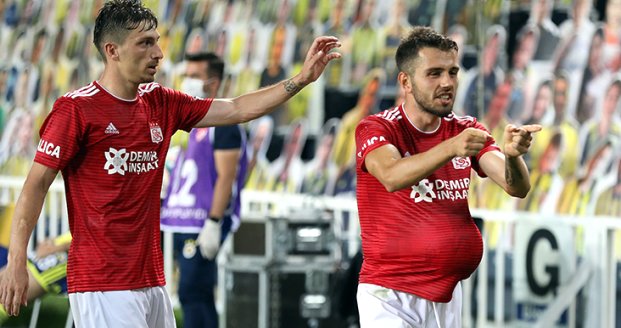 Mert Hakan maç sonu isyan etti