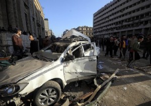 Bomba yüklü araca polisten silahlı müdahale!