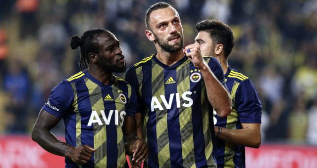 Fenerbahçe de bir ismin bileti kesildi