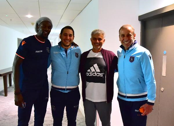 Başakşehir e Mourinho dan ziyaret