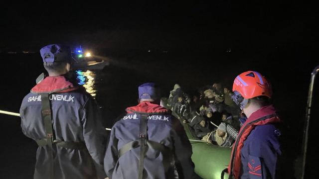 Muğla da 67 düzensiz göçmen yakalandı, 10 u kurtarıldı