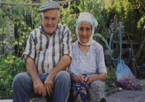 68 yıllık evli çift art arda öldü!