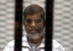 Muhammed Mursi Ceza Mahkemesi ne sevkedildi!