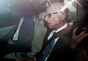 Murdoch a Bir De Hacker Darbesi!