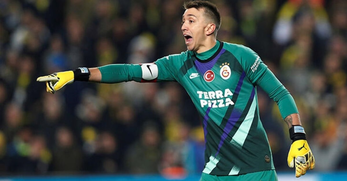 Galatasaray dan Muslera kararı