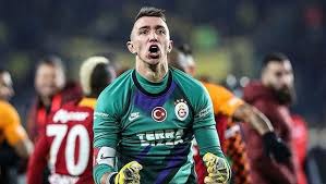 Galatasaray a Muslera müjdesi