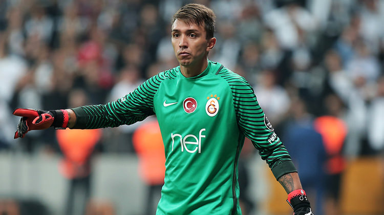 Muslera dan teklif var itirafı
