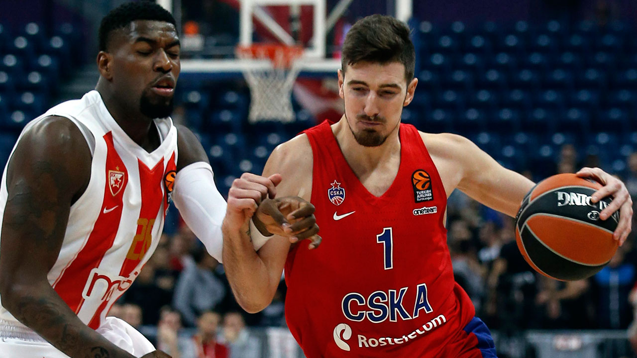 Nando De Colo, imzayı attı