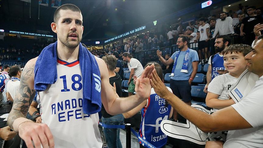 Anadolu Efes te Moerman ameliyat edildi