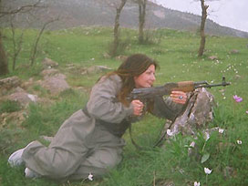 BABASI NİL DEMİRKAZIK İÇİN KIZIM DELİ DEDİ