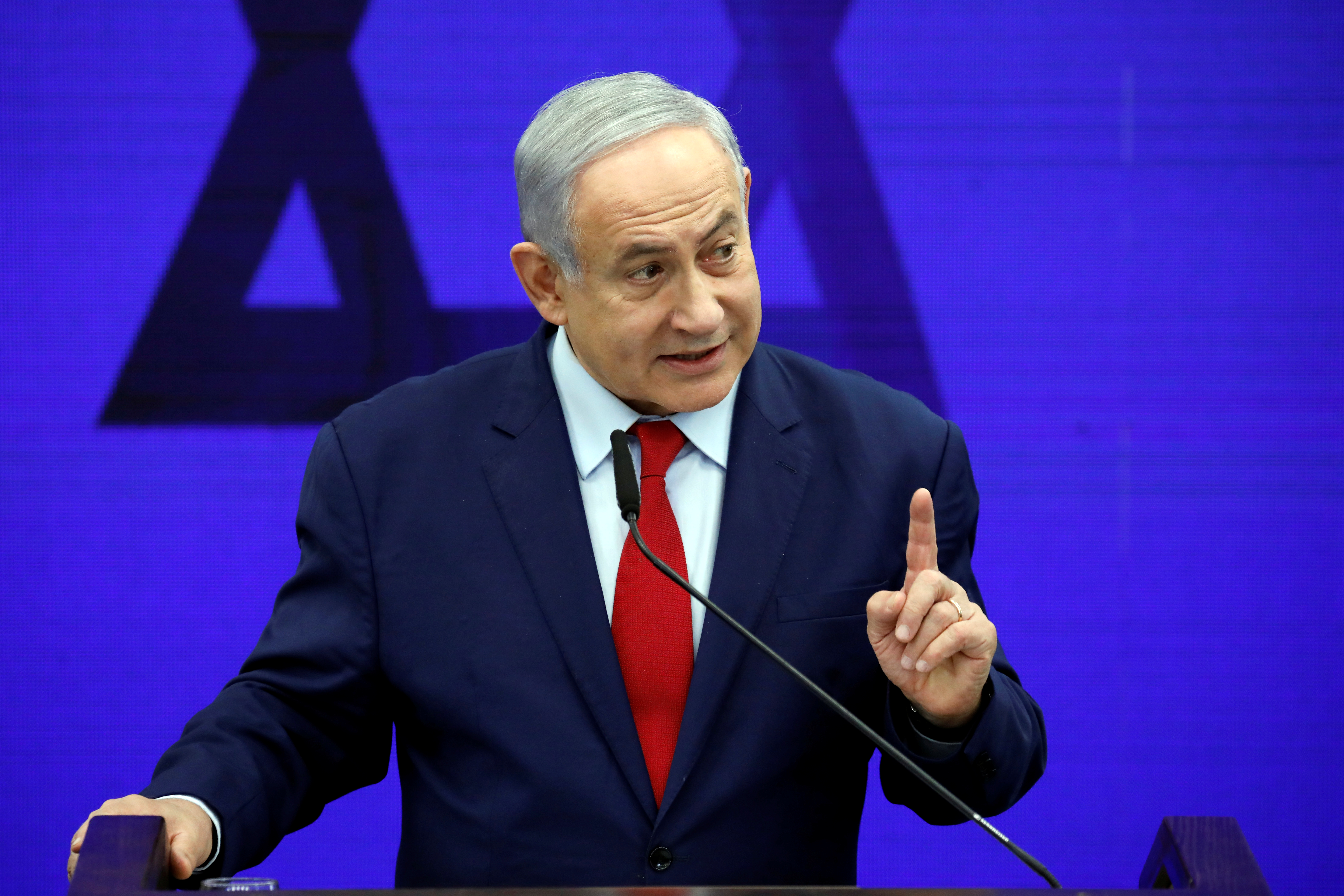 Netanyahu dan İran a: Bizi denemeyin!