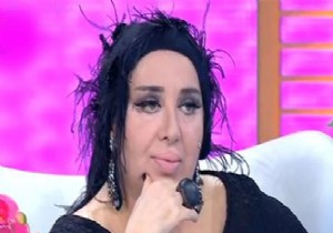 Nur Yerlitaş tan yapımcıyı kızdıran istek!