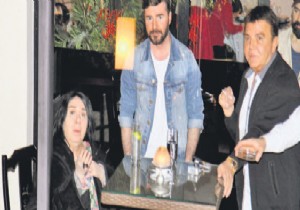 Yerlitaş makyajsız yakalanınca olay çıkardı!