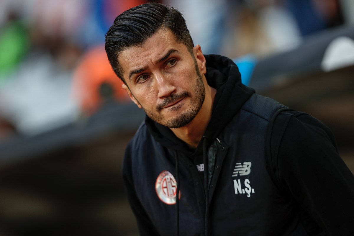Antalyaspor da kafalar karışık, Nuri Şahin in kararı tartışılıyor