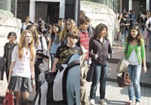 Üniversitelere 4500 Öğretim Görevlisi