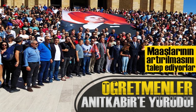 Öğretmenler Anıtkabir'e yürüdü!