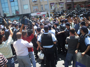 İŞ BIRAKAN ÖĞRETMEN HAKKINDA YASAL İŞLEM YAPILACAK!