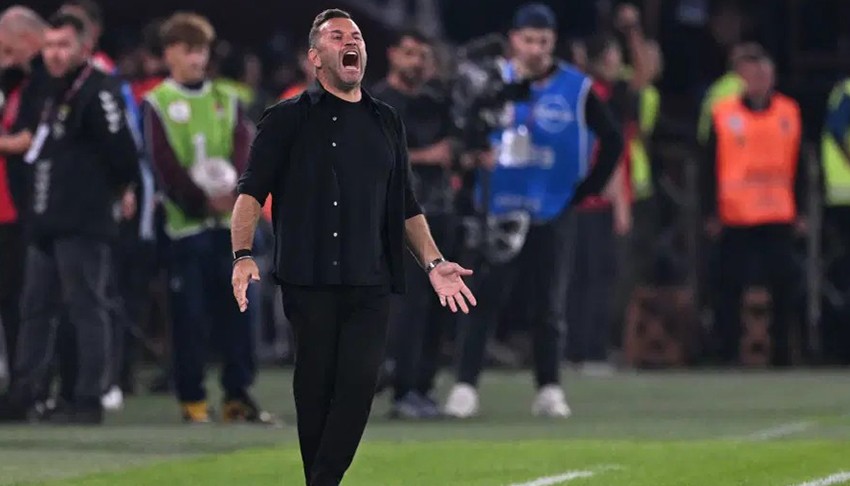Okan Buruk: Hakem beni isteyerek attı