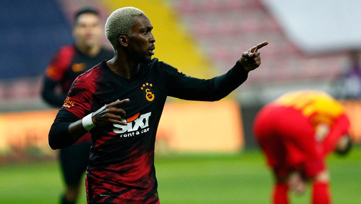 Fenerbahçe den Galatasaray ı kızdıracak hamle