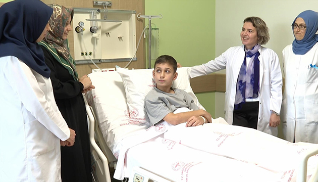 Öğretmeninin dikkati ile iyileşti