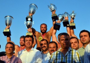 Elmalı da başpehlivan Orhan Okulu!