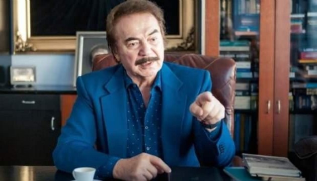 Orhan Gencebay’dan dolar yorumu: Bizi soyuyorlar!