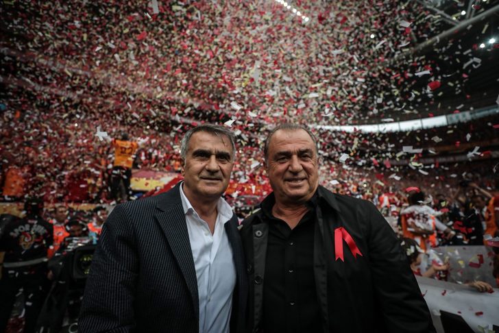 Galatasaray taraftarından Şenol Güneş tezahüratı