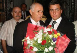 OSMAN GÖKÇEK İN ÇOK KRİTİK ZİYARETİ... HEDEF ALEVİ OYLARI!!!