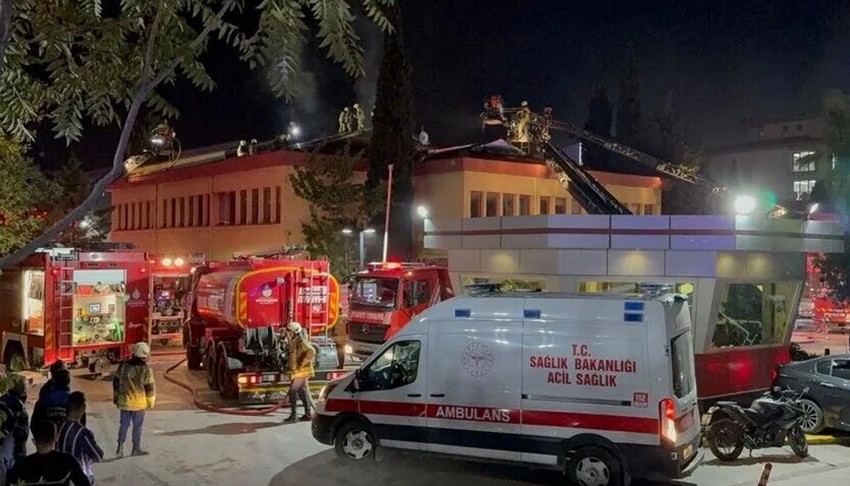 İstanbul'da hastanede yangın paniği yaşandı
