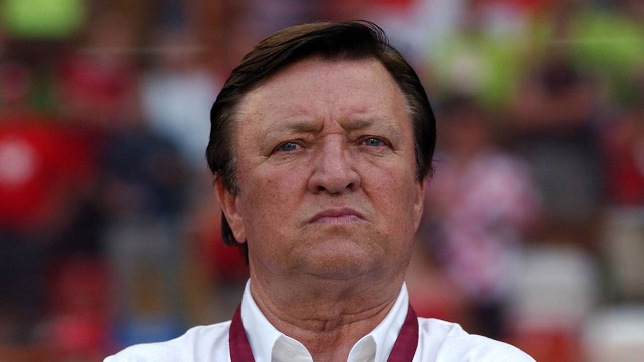 Fenerbahçe nin eski teknik direktörü Otto Bariç, Kovid 19 a yenik düştü