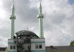 İSVİÇRE SANDIK BAŞINDA: