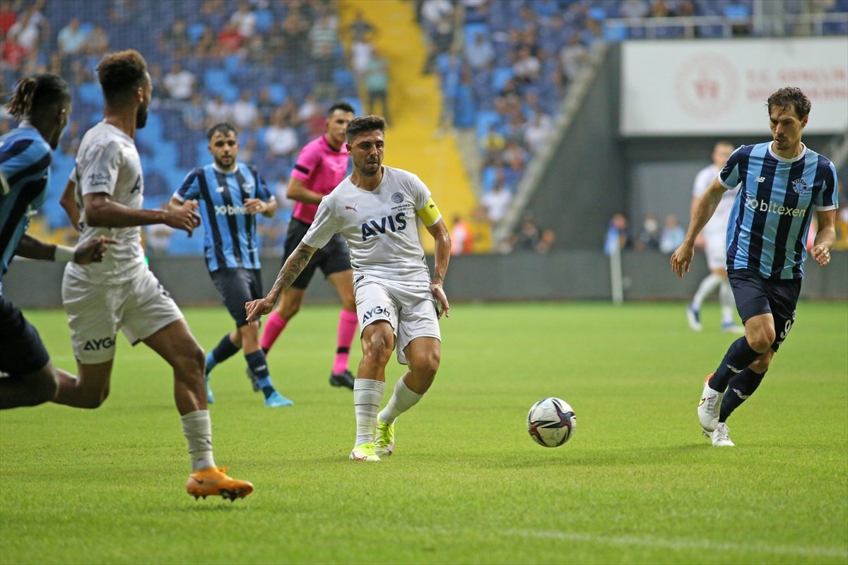 Ozan Tufan Premier Lig yolunda