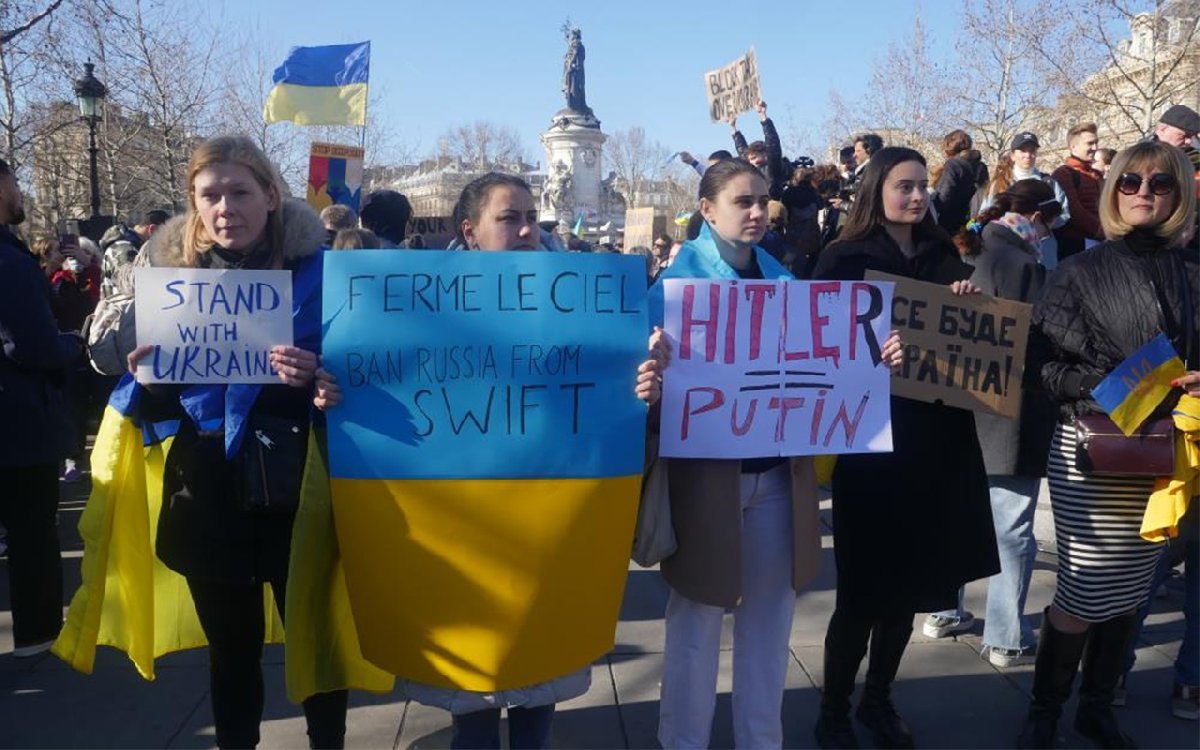 Fransa da halk Ukrayna için sokağa çıktı!