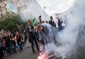 Paris te protesto yürüyüşüne yasak!