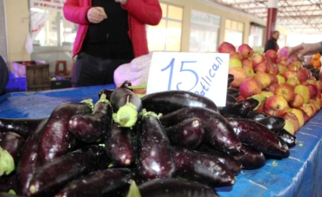 Halk sebzenin adı bile fiyatların düşmesine yetti