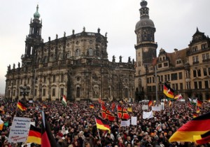 Eski PEGIDA Sözcüsü Oertel dernek kurdu!