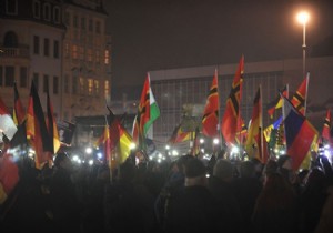 PEGIDA hareketinin gösterileri devam ediyor!